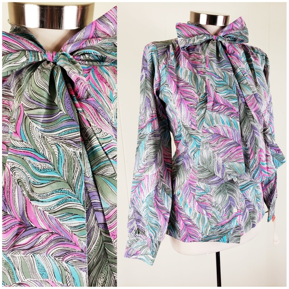 Vintage feather print blouse